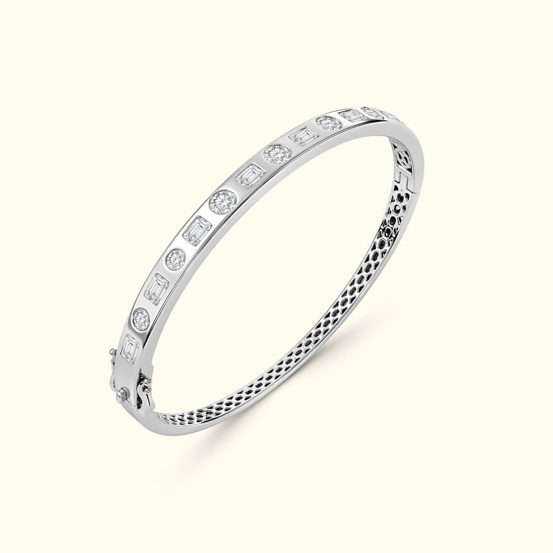Bezel Set Emerald and Round Mixed Diamond Bracelet