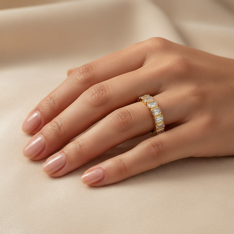 'Leslie' Wedding Band