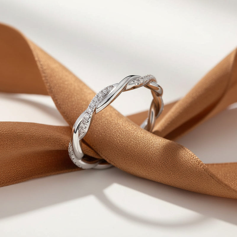 'Lacy' Wedding Band