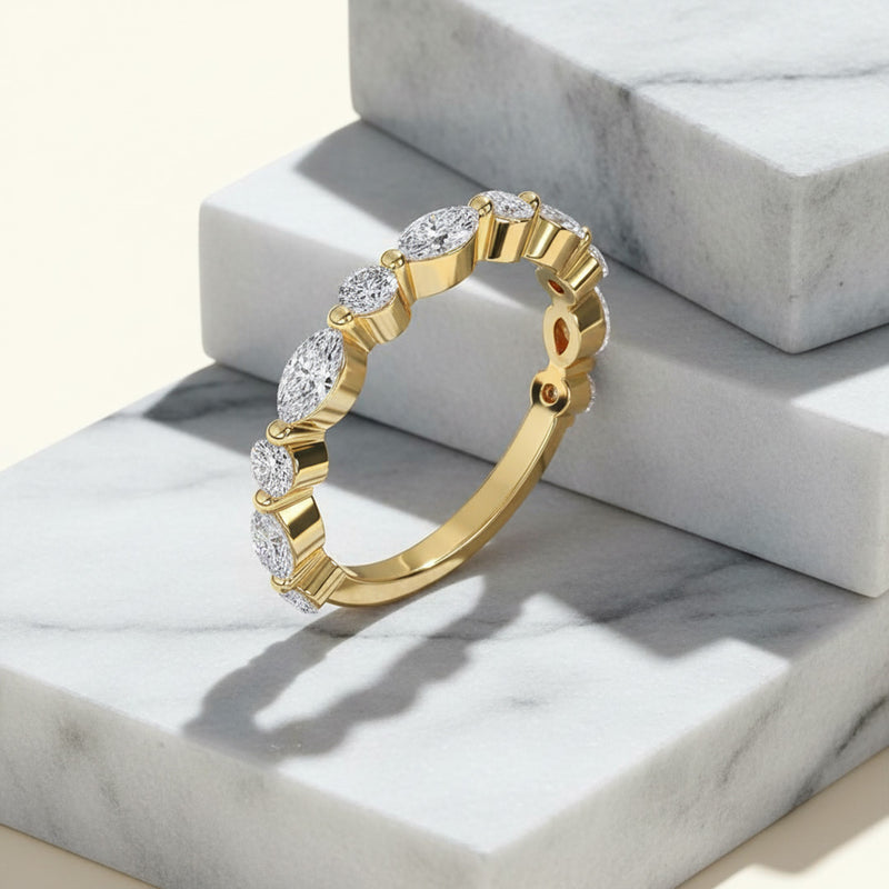 'Violet' Wedding Band