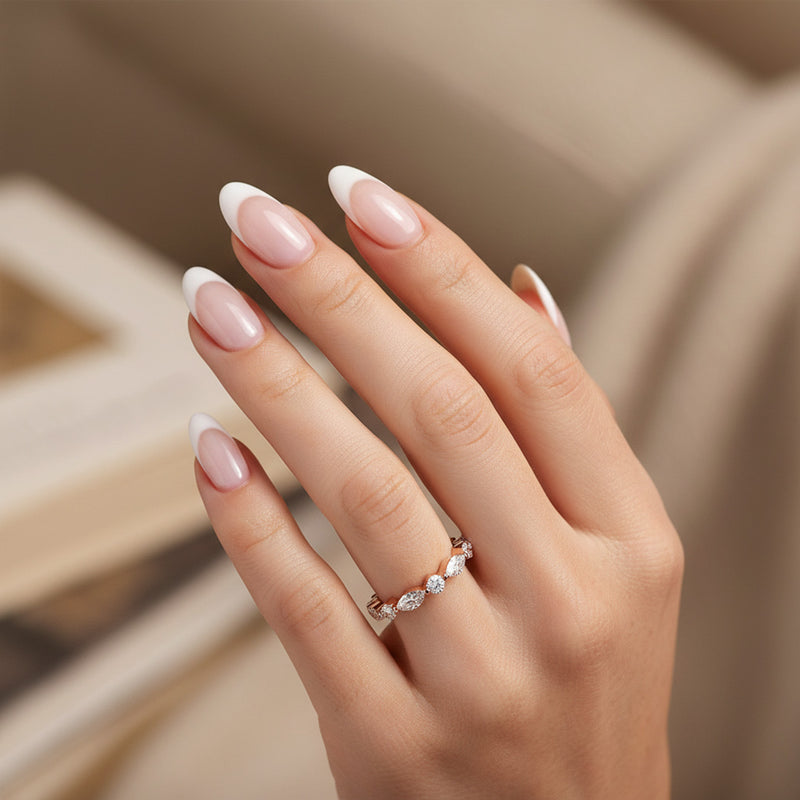 'Violet' Wedding Band