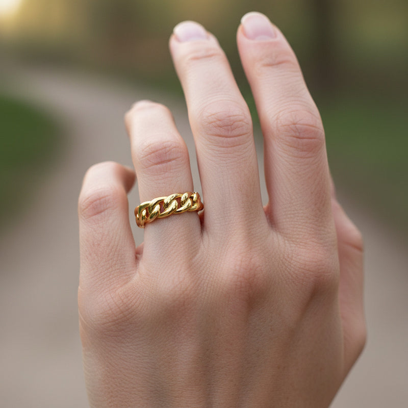 'Claire' Wedding Band