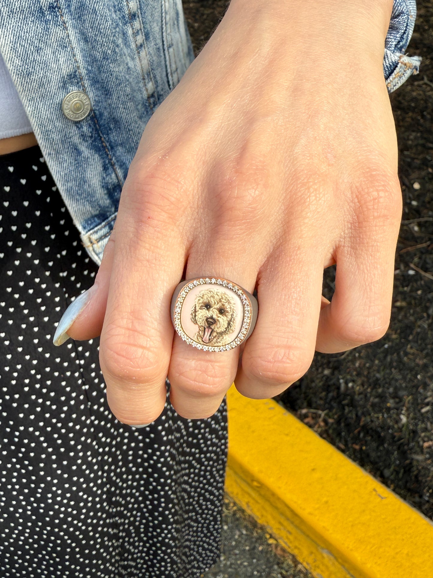 The Billig Custom Hand-Painted Pet Pawtrait Ring