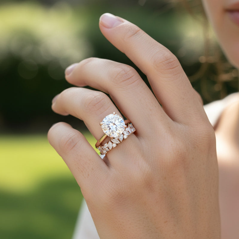 'Joy' Wedding Band