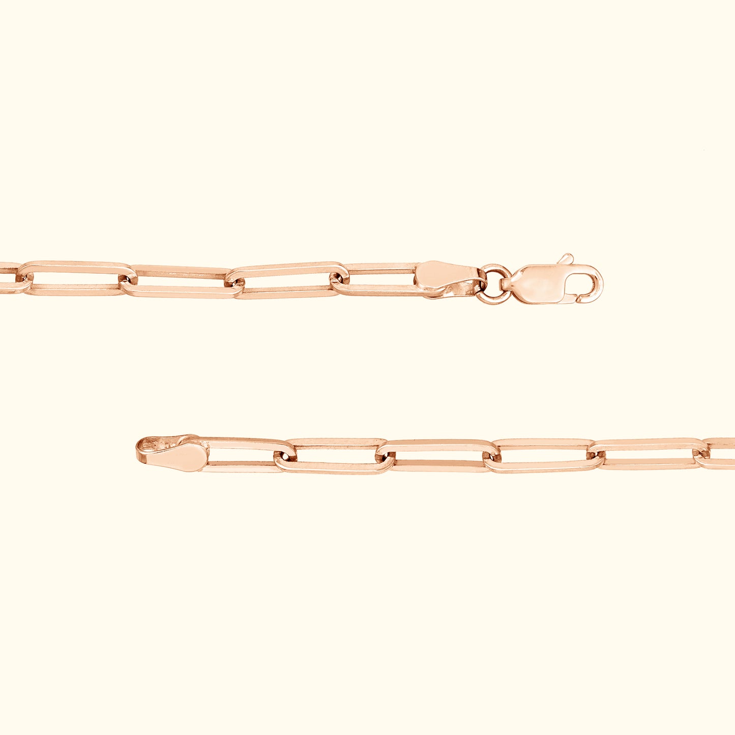 Delicate rose gold chain with interlocking links and a clasp.
