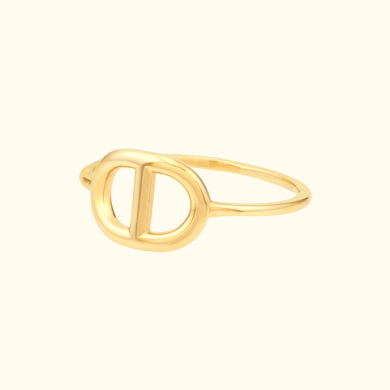 Sleek gold ring featuring a minimalist double 'D' design.