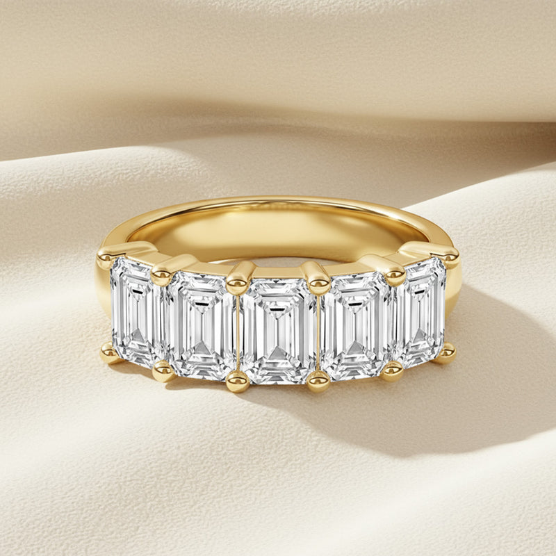 'Clara' Wedding Band