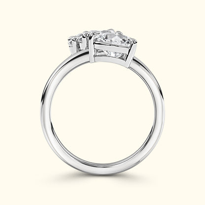Round Diamond Spiral Ring
