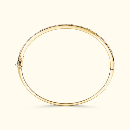 Bezel Set Emerald and Round Mixed Diamond Bracelet