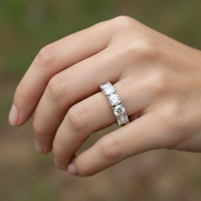 'Addison' 5 Stone Round Diamond Wedding Band