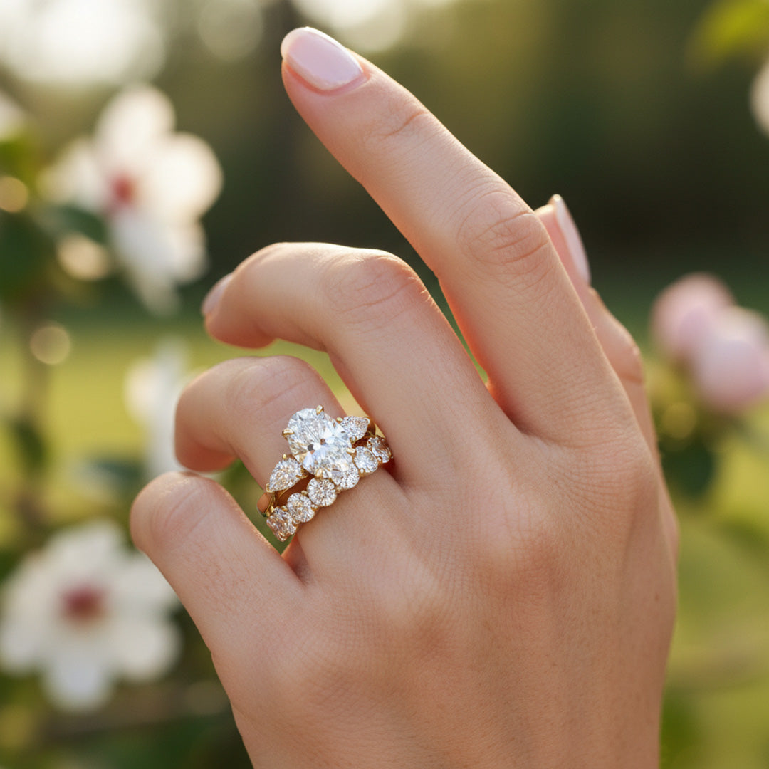 'Noelle' Wedding Band