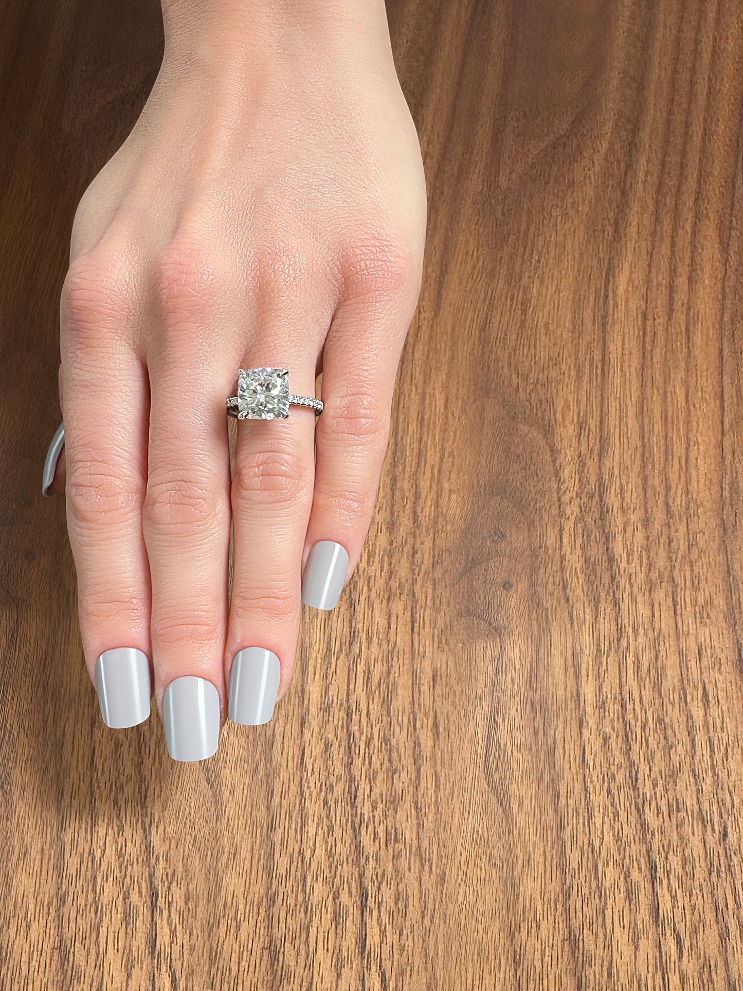 'Elizabeth' Ring with 5.03ct Cushion Diamond