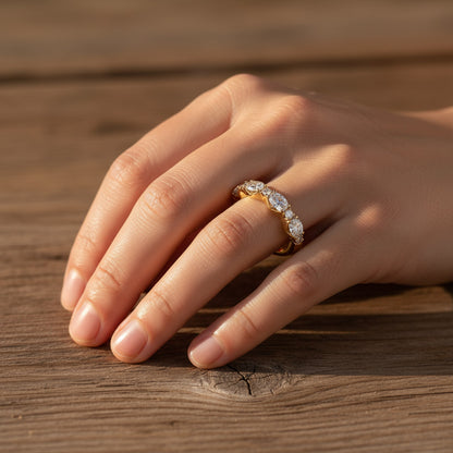 'Chrissy' Round & Oval 1.15ct Diamond Wedding Band