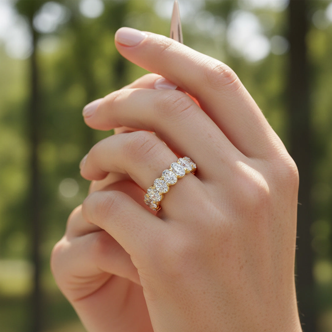 'Hallie' Wedding Band