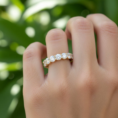 'Noelle' Wedding Band