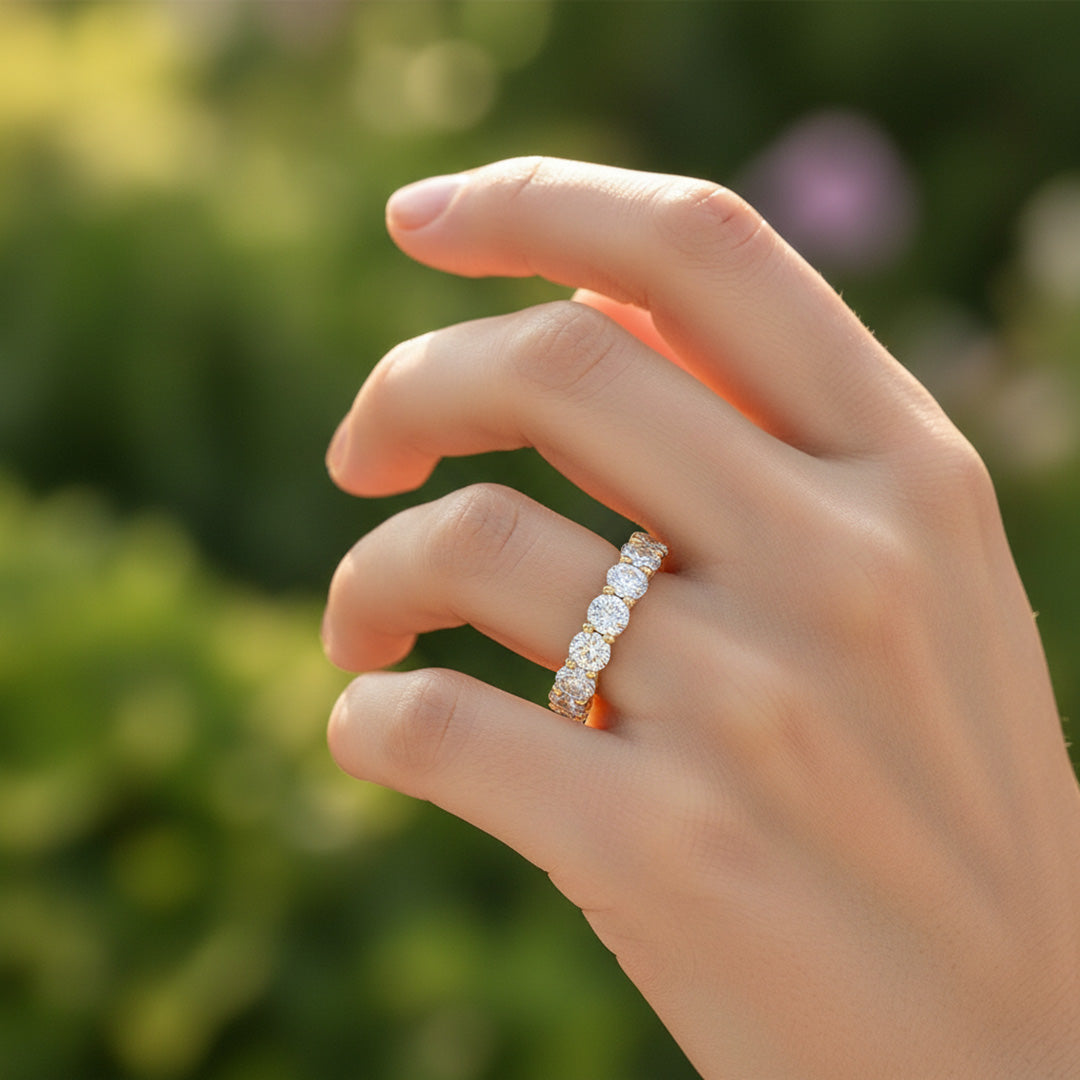 'Noelle' Wedding Band