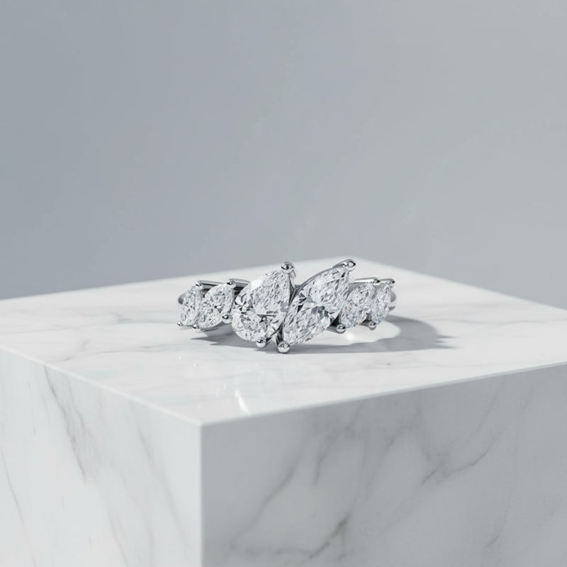 'Ava' Wedding Band