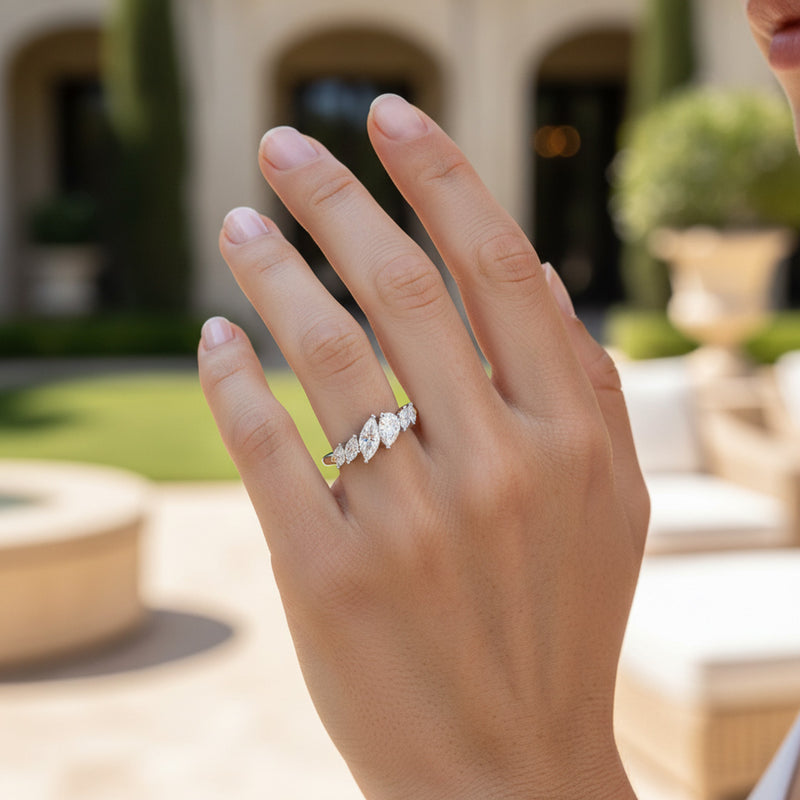 'Ava' Wedding Band
