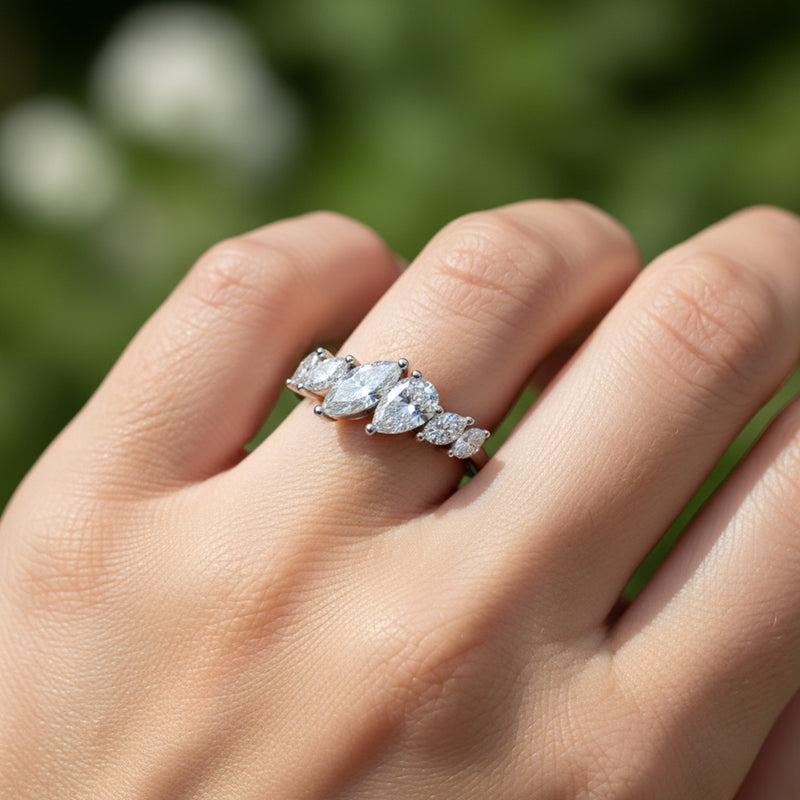 'Ava' Wedding Band