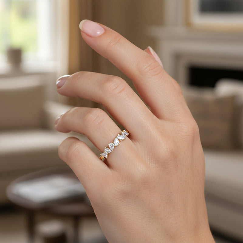 'Skylar' Wedding Band