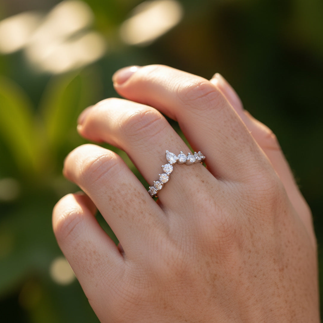 'Diana' Wedding Band