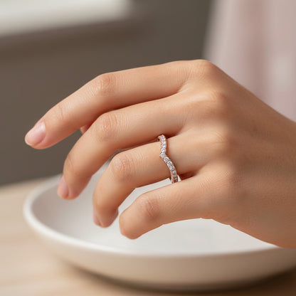 'Emmie' Wedding Band