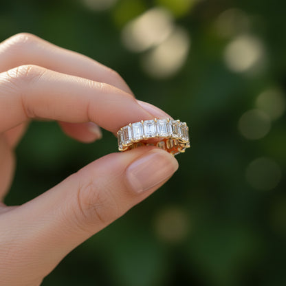 'Carmen' Wedding Band