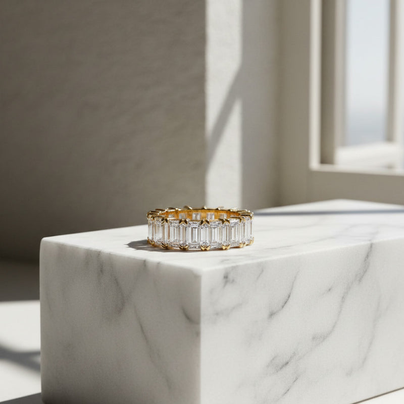 'Julia' Wedding Band