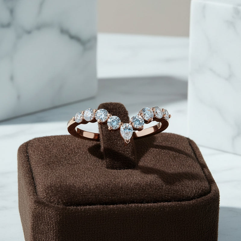 'Diana' Wedding Band