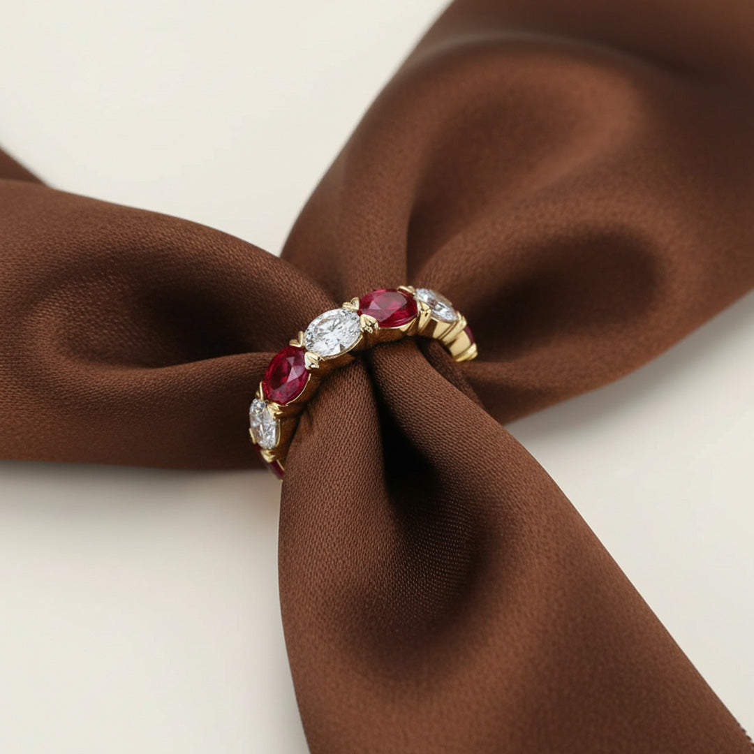 'Jasmine' Wedding Band