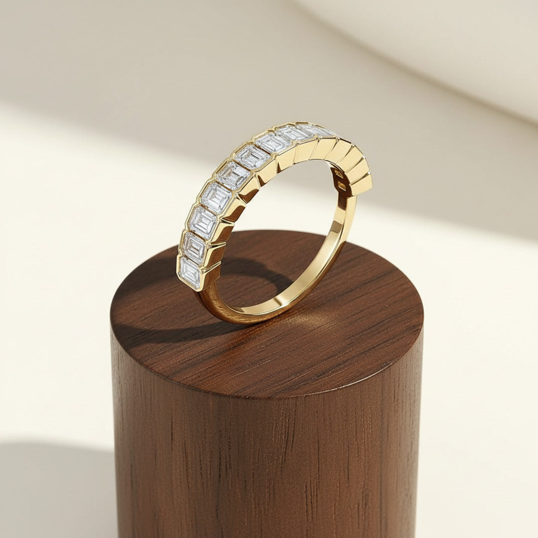 'Lucy' Wedding Band
