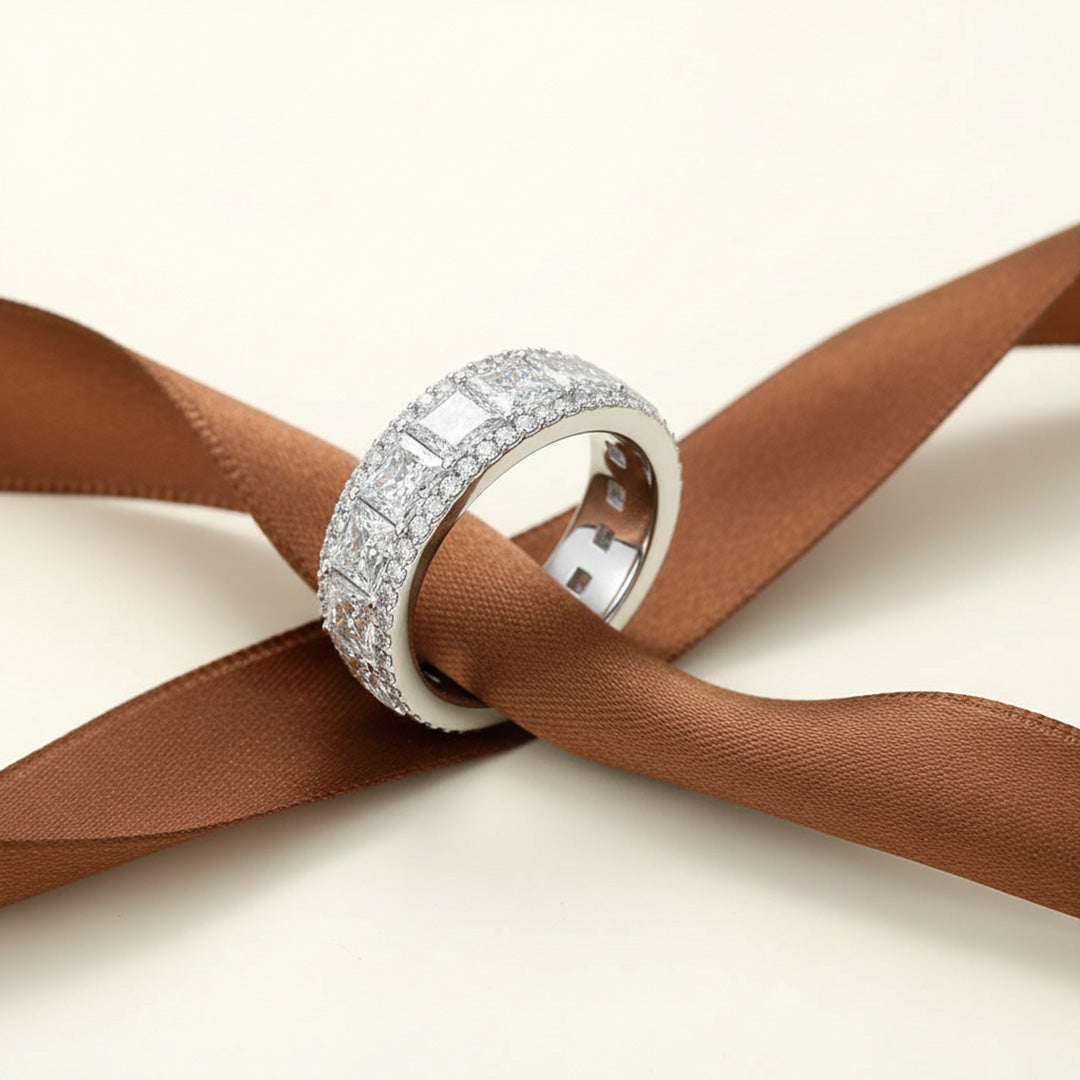 'Quinn' Wedding Band