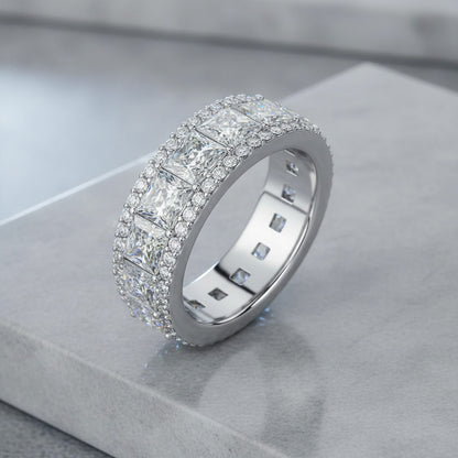 'Quinn' Wedding Band