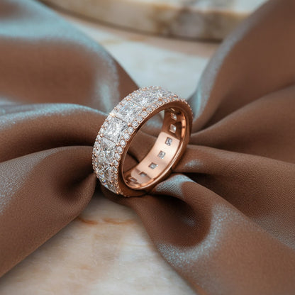 'Quinn' Wedding Band