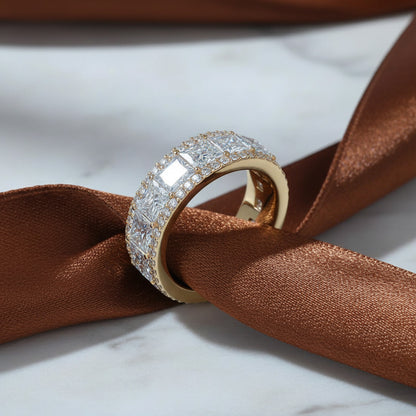 'Quinn' Wedding Band