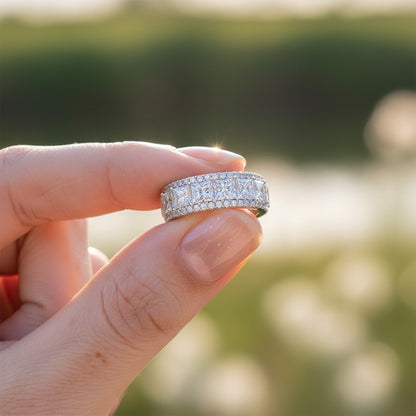 'Quinn' Wedding Band