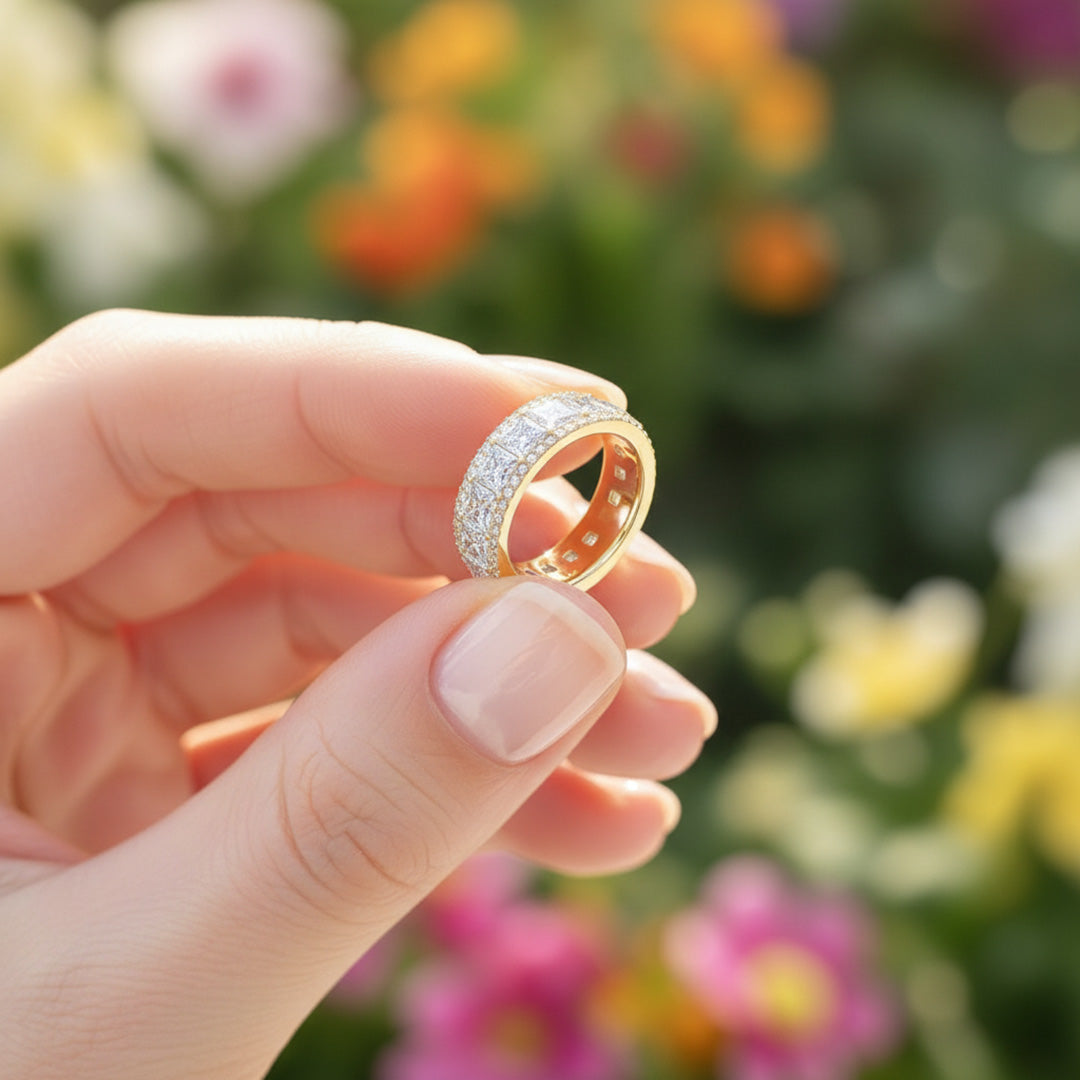 'Quinn' Wedding Band