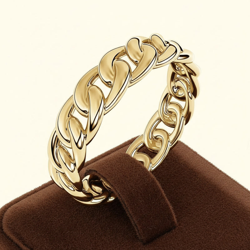 'Claire' Wedding Band