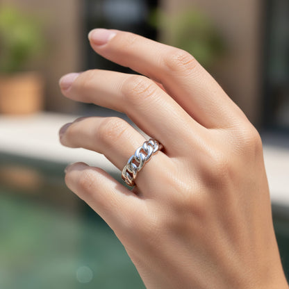 'Claire' Wedding Band