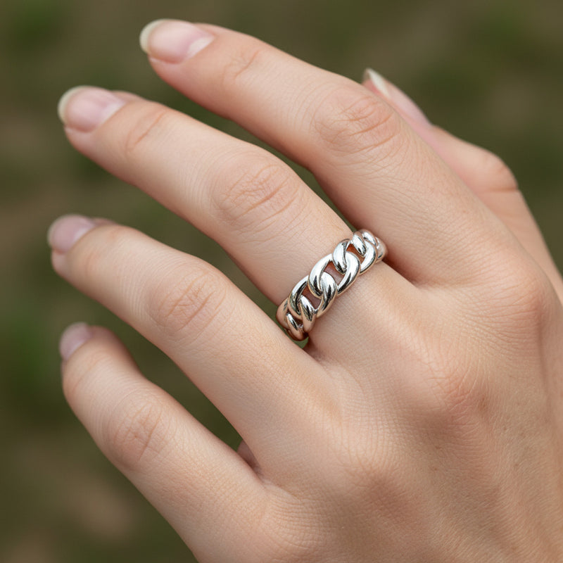 'Claire' Wedding Band