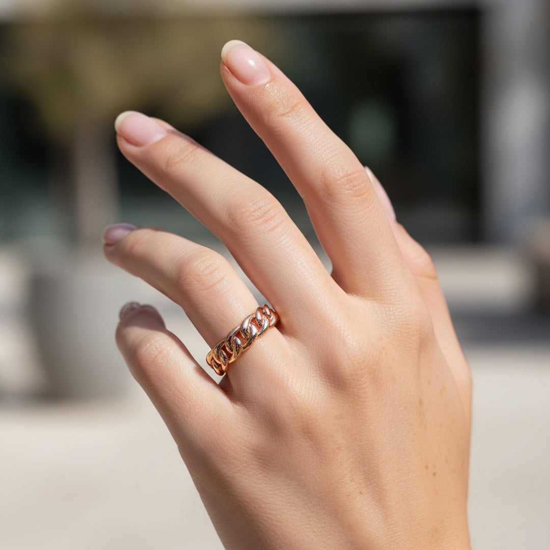 'Claire' Wedding Band