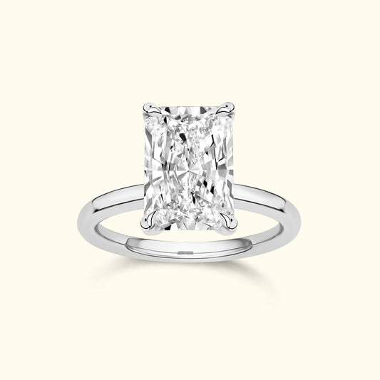 'Lilian' Ring with 4.02ct Radiant Diamond