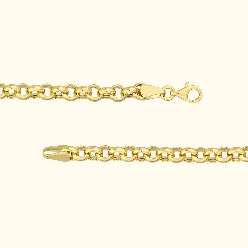 Shiny gold chain bracelet with a lobster clasp and smooth oval links.